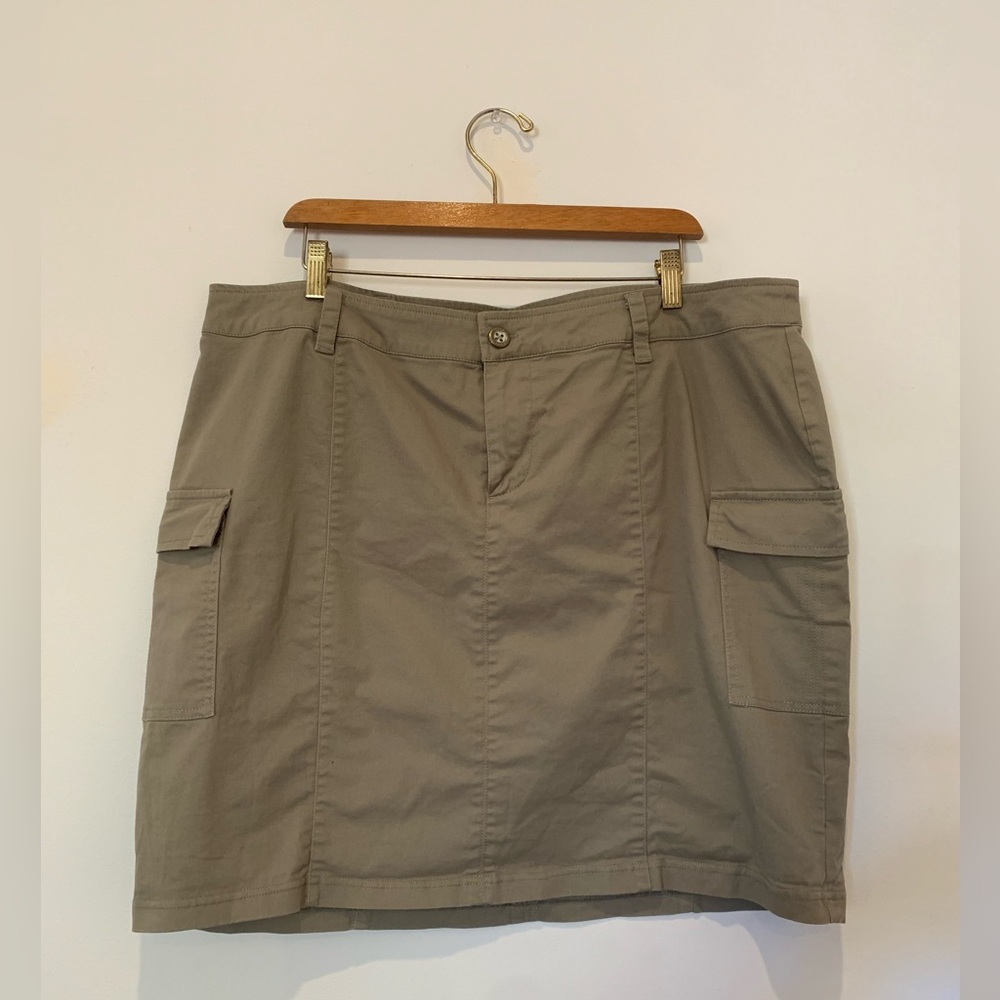 Green Skirt
